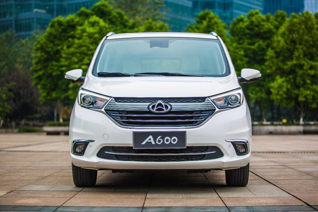 欧尚a600与宝骏360怎么选,长安欧尚a600和宝骏360图片对比