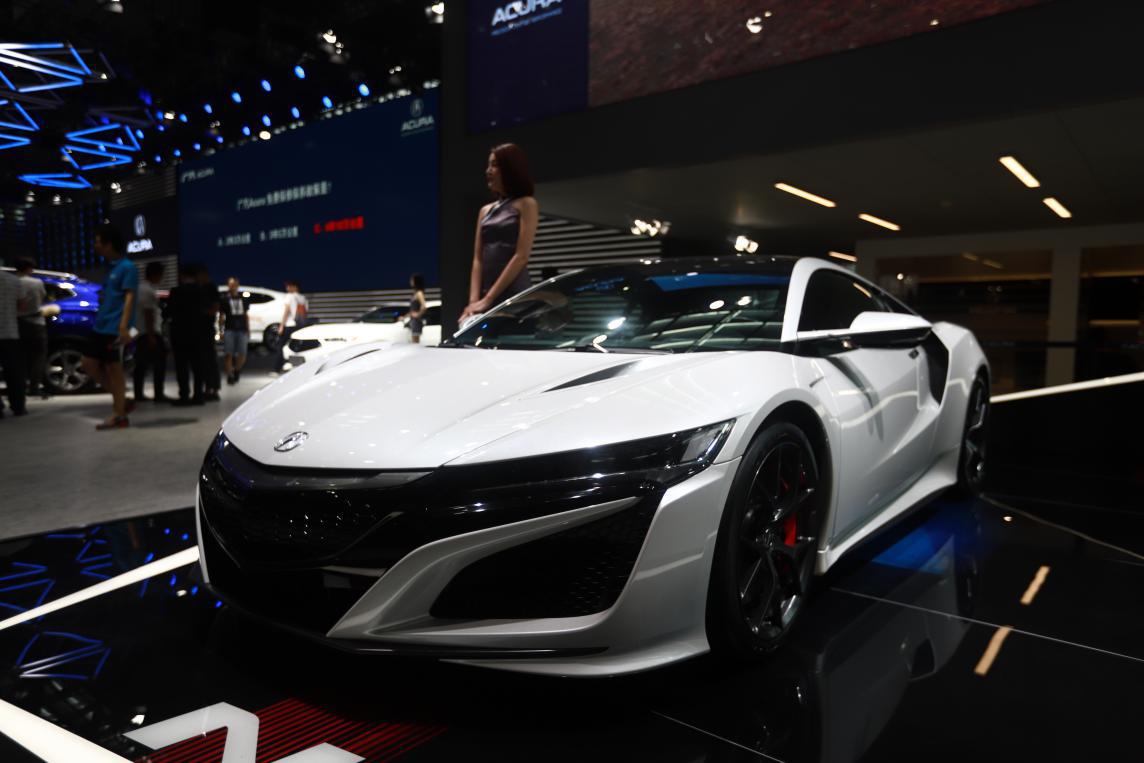 传统汽车升级智能互联网汽车,新能源汽车互联网化盈利模式