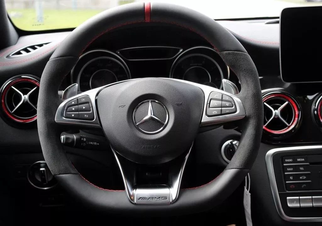 颜值钢炮性能车,颜值颇高性能也不含糊汽车