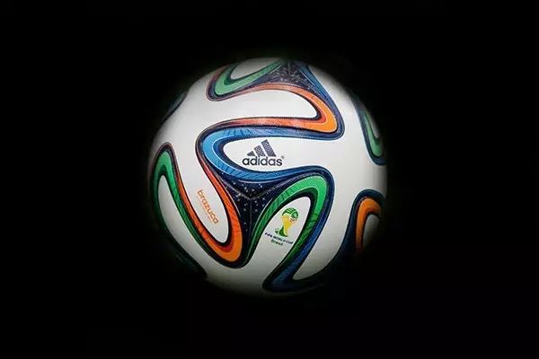 世界杯黑历史纪录,历史上足球世界杯最脏比赛