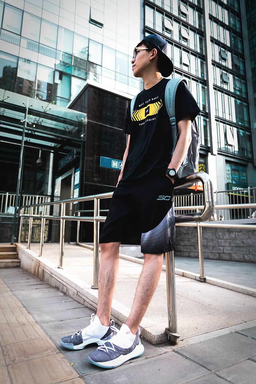 库里战靴7开箱,穿上库里专属球鞋感受极致脚感