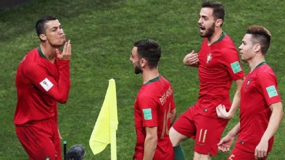 c罗庆祝开炮,c罗庆祝梅西点球