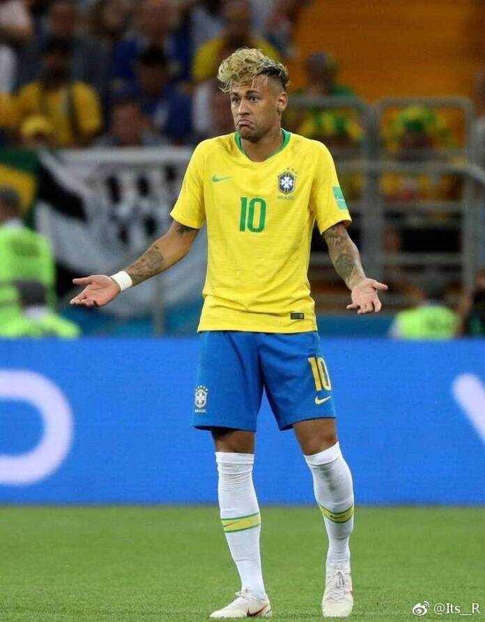 02年世界杯决赛巴西对德国黄健翔,黄健翔解说世界杯2018巴西