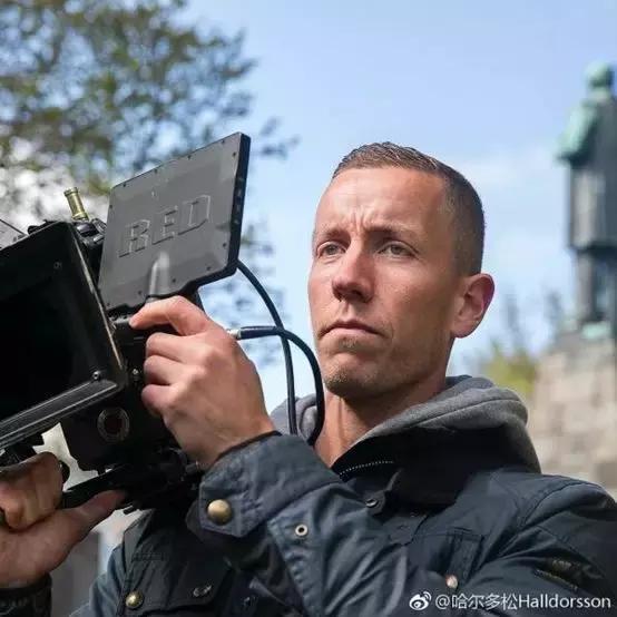 2022世界杯梅西点球被扑出,洛里为什么没把梅西点球扑出