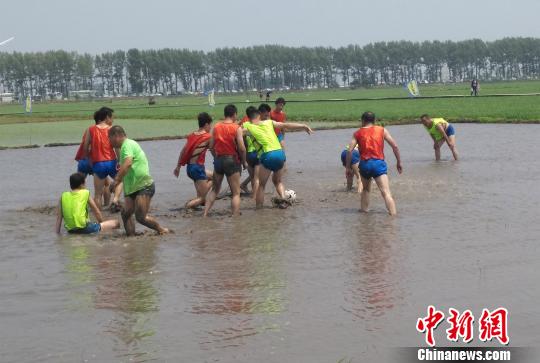 沈北新区锡伯族嘉年华,锡伯族的泥巴节