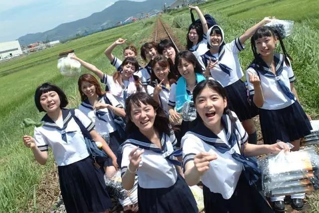 神奇女侠死侍黑亚当联合主演新片,杰森斯坦森与神奇女侠新片