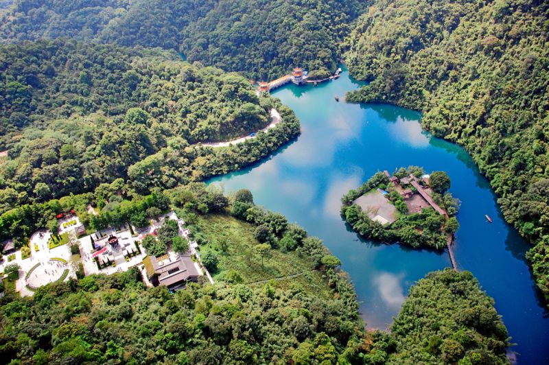 广东岭南第一奇观七星岩景色,广东肇庆第一峰旅游