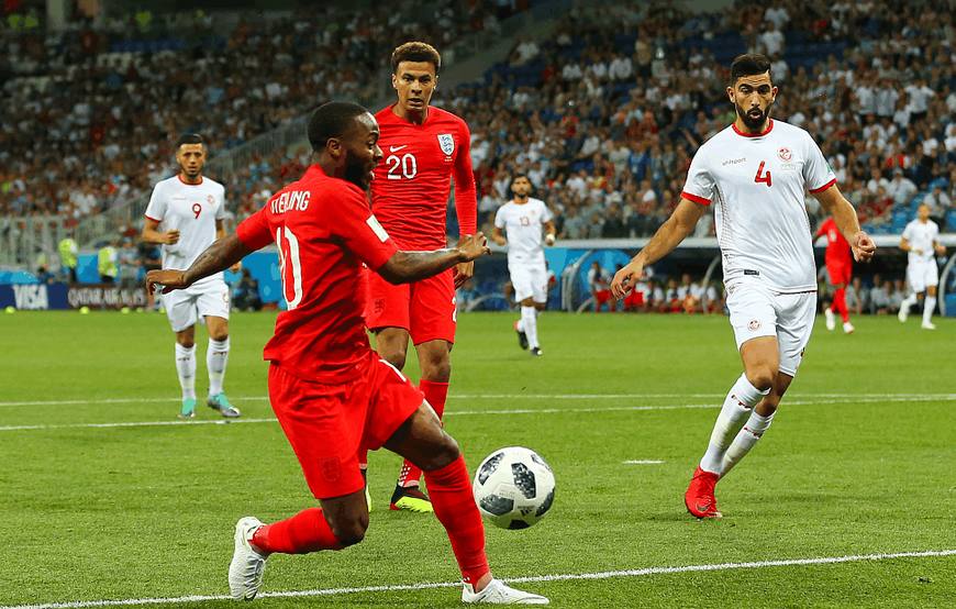 我们一起喵喵喵！英格兰独创快乐足球打法，夺冠热门也望尘莫及