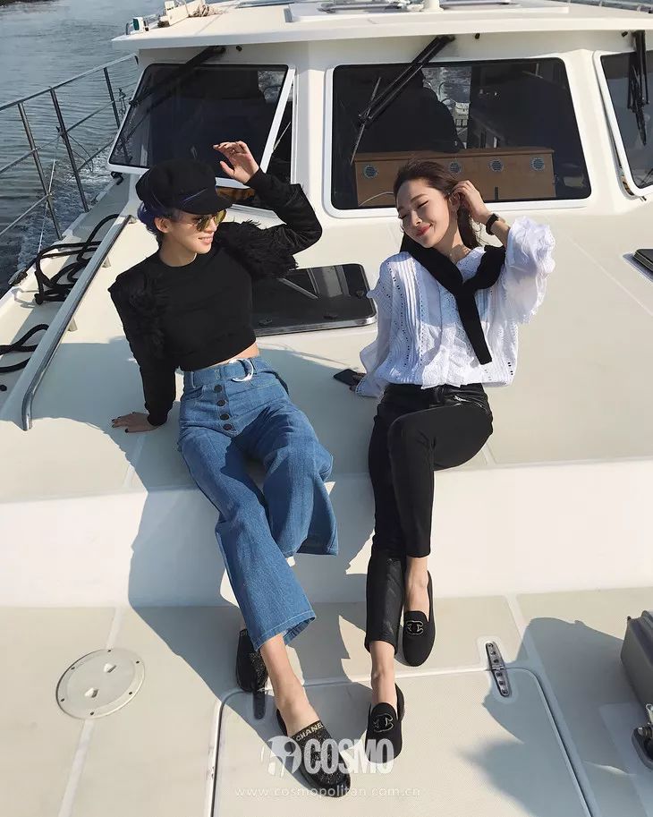 刘雯穿hogan牌子鞋,刘雯穿的小黑鞋运动鞋