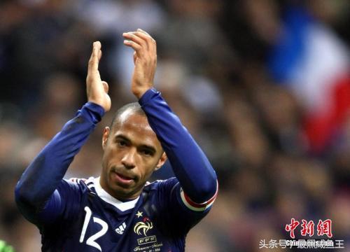 足球反着买别墅靠大海，频频爆冷+内讧！世界杯一点也不让人省心