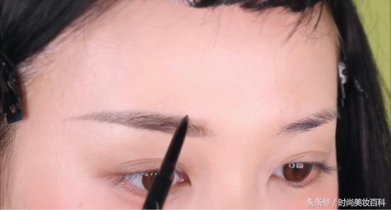 少女感清新妆容掌握四点轻松打造,淡颜女孩儿适合的妆容