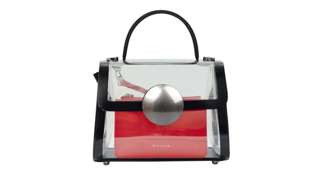 下雨天适合背什么牌子的奢侈品包,下雨天能背的lv包