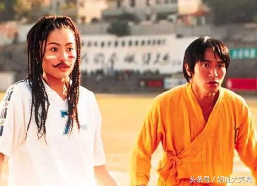 谢霆锋的老爸的妻子是谁,少林足球谢霆锋客串