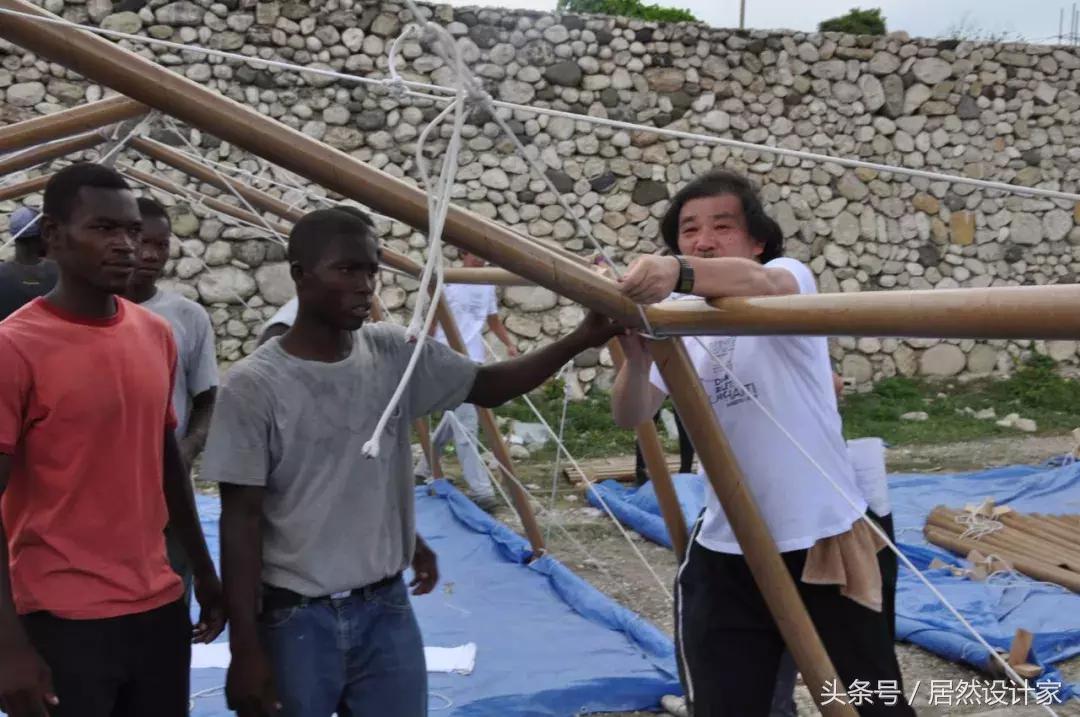 lv最新波点联名,lv草间弥生联名波点羽绒服