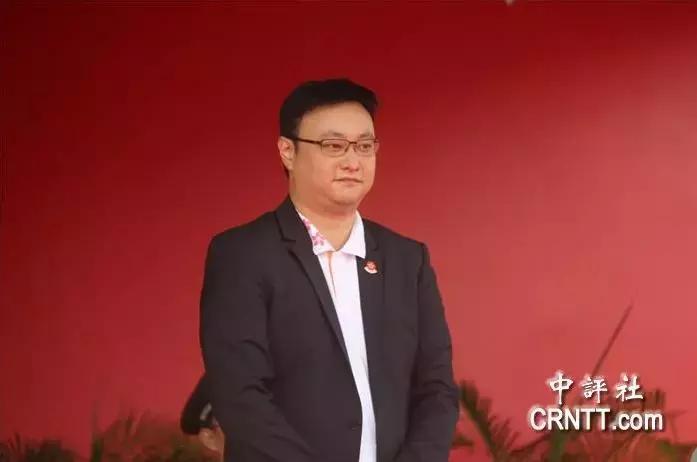 小零食大生意,四洲集团戴德丰