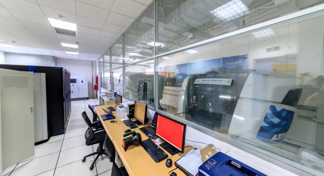 什么？你的当班飞行员，居然沉迷电玩？！