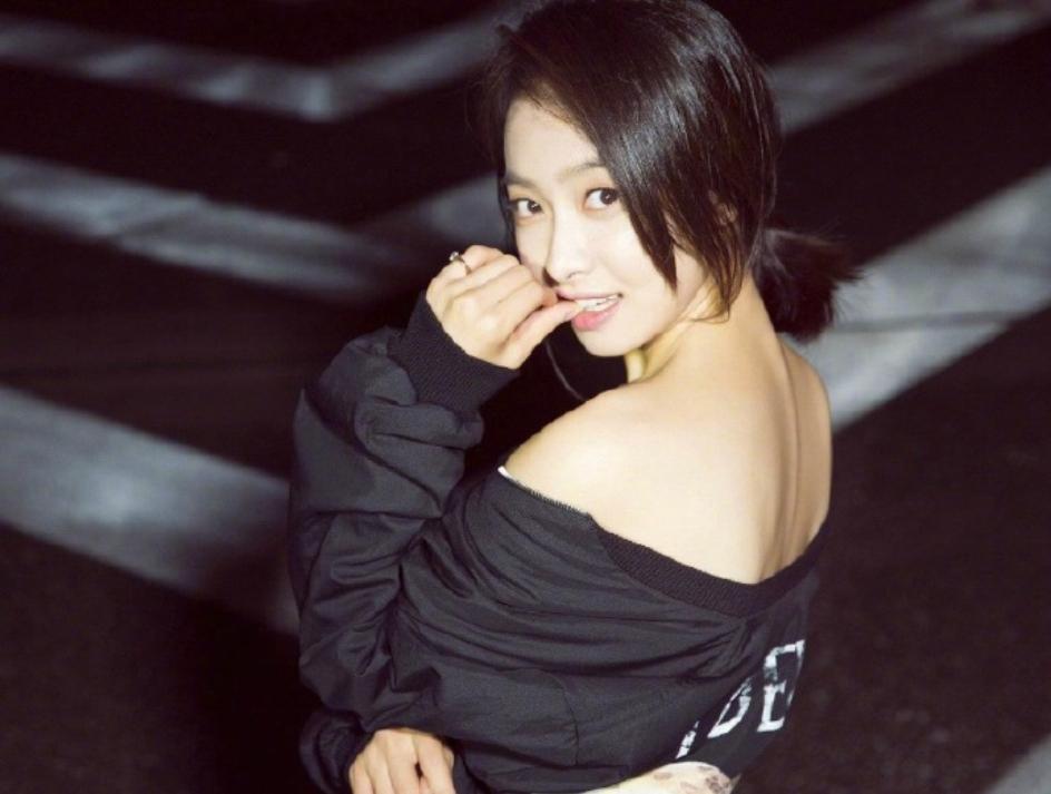 宋茜黄景瑜同款穿搭 (宋茜黄景瑜剧照)