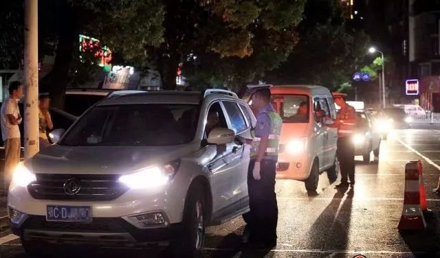 交警严查世界杯酒驾,交警推出欧洲杯酒驾套餐