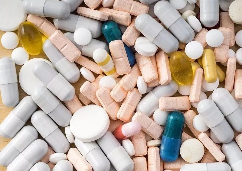 两岁女童“乳房发育”、“阴道出血”，竟因把避孕药当糖吃了！家长请收好！