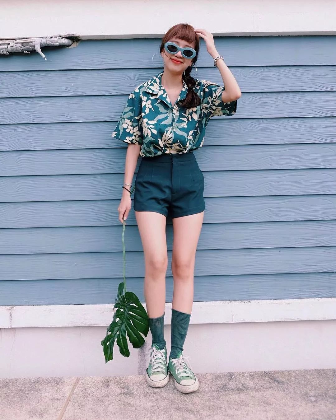 短裤怎样穿显高,短裤小白鞋穿搭