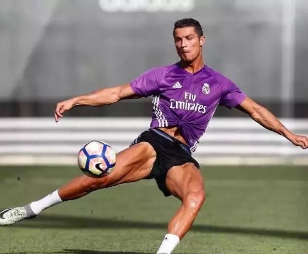 詹姆斯自律到底多可怕,詹姆斯自律的励志视频