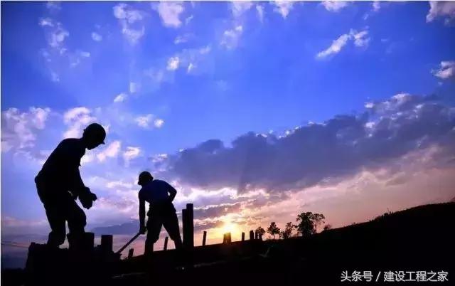 施工员:我很苦,但前途一片光明!