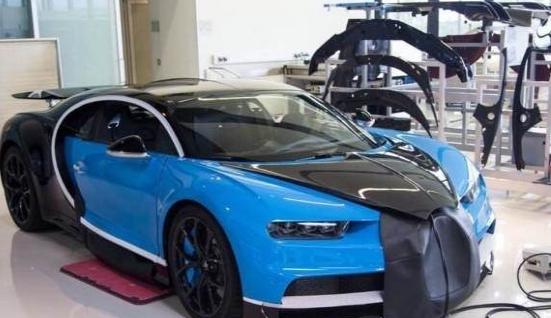 c罗座驾凯迪拉克,c罗最新座驾特斯拉