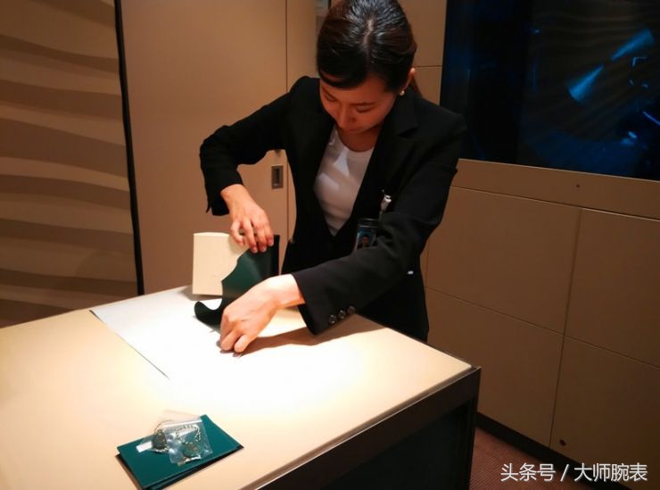 买二手表怎么避免买到假表,行货水货区别