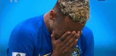 内马尔赢球哭泣,内马尔赢球后哭