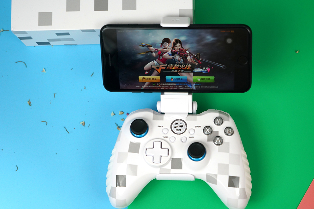 刺激战场不封号,北通首推世界杯版游戏手柄,燃爆了?