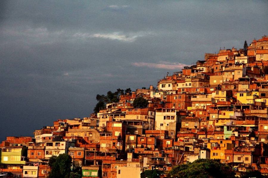 世界杯外的巴西:上帝宠爱,却把一手好牌打烂