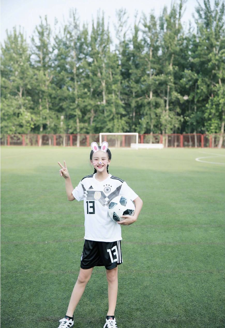 田亮森碟图片,田亮儿女写真