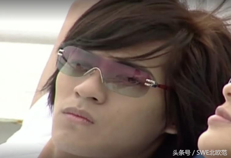 男友说我的新墨镜,是一种幽默