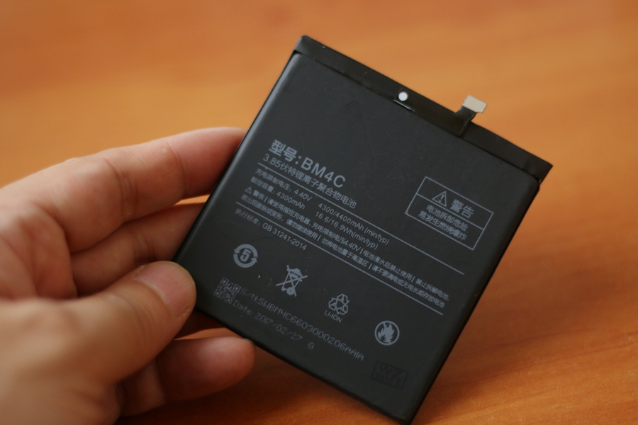 mix更换电池,小米mix3更换电池多少钱