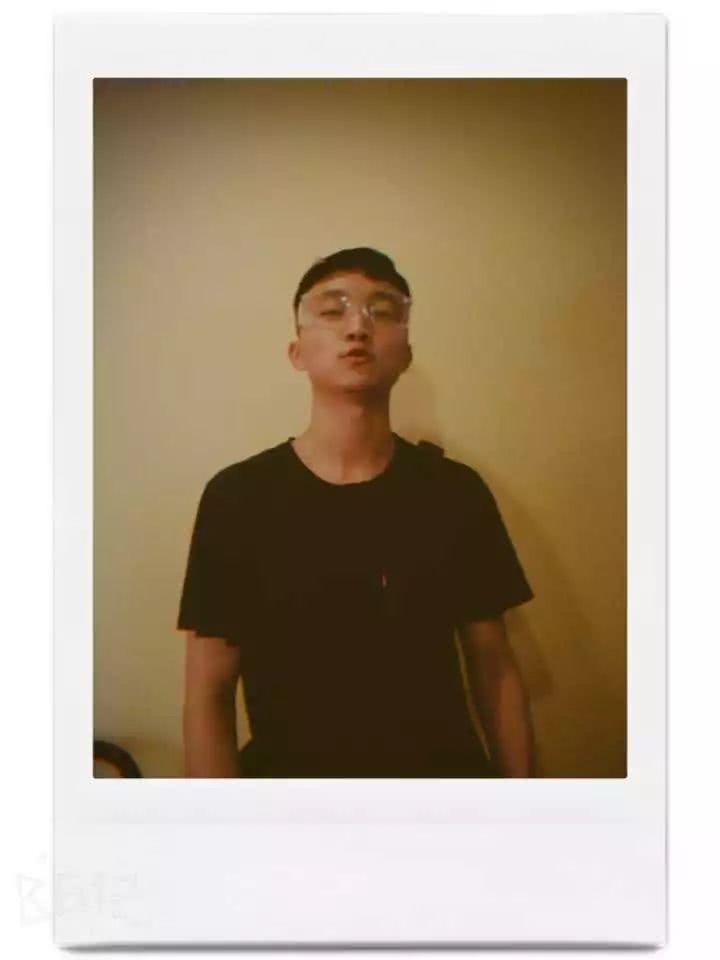 最近火了的警察小哥哥,最近很火的警察小哥哥