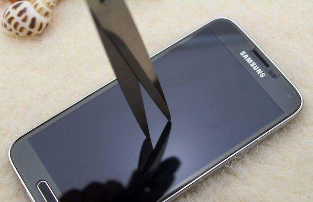 新手机可以直接贴膜吗,买的新手机还需要贴膜吗