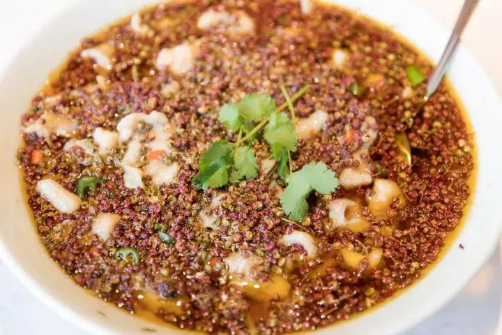 嗜辣星人的终极灵药！魔都这12家火辣餐厅，来吃饭的人都被弄哭了