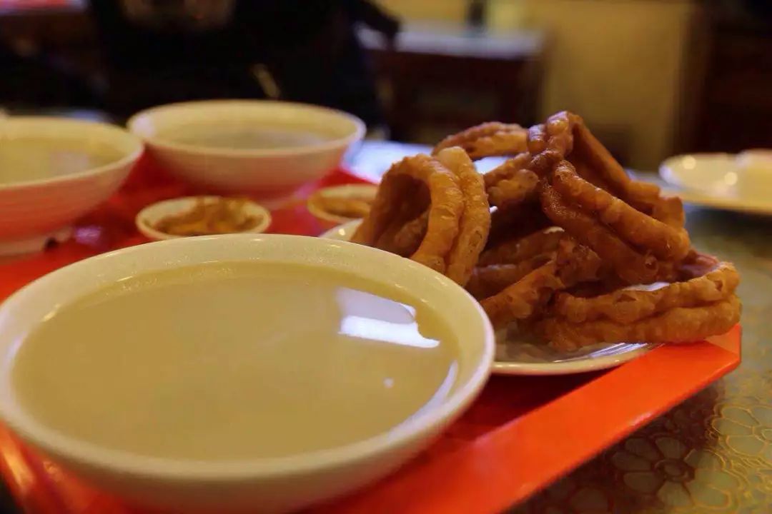 北京小吃卤煮炒肝爆肚,北京美食炒肝卤煮