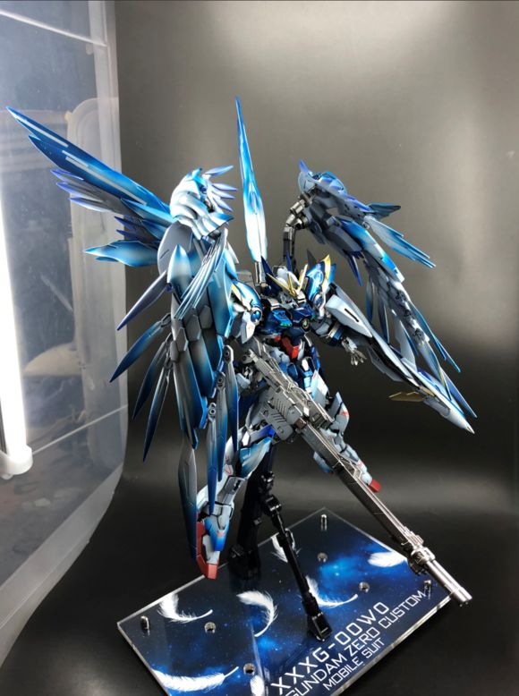 佳作：炒冷饭的阿迪达斯hirm飞翼高达，老衲作品