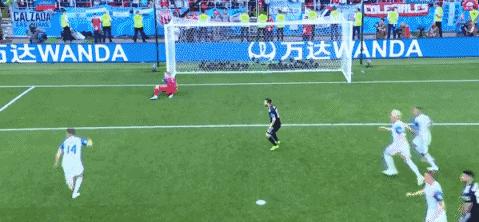 看什么球！看肉！