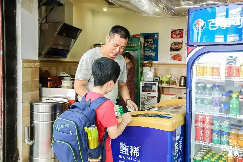 属于长沙夏天的童年记忆，是一支老冰棒流淌在舌尖上