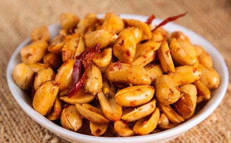 为让老公看世界杯准备一堆美食,老公看世界杯老婆准备吃的太暖心