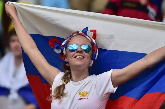 白云黑土联欢会,世界杯对决纪录片完整版