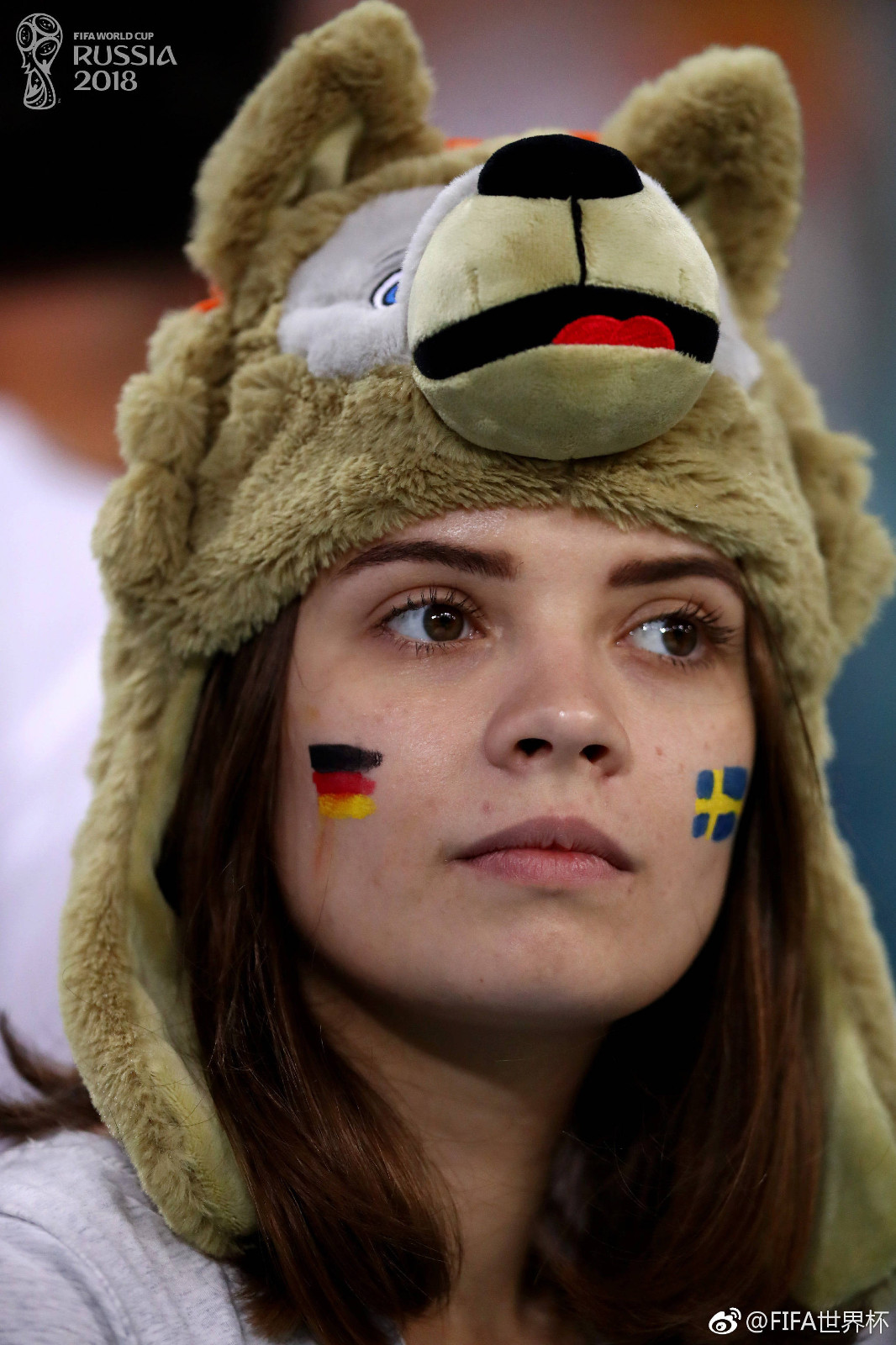 还在心疼今年世界杯输的钱?不知道这些小姐姐能不能治愈你?