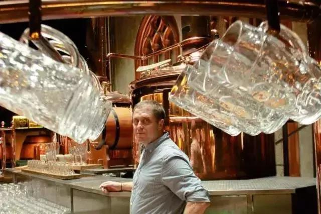 世界杯看球酒馆推荐,世界杯看球啤酒大餐