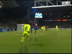 c罗在比赛中踢落叶球和电梯球,电梯球香蕉球落叶球哪个更容易