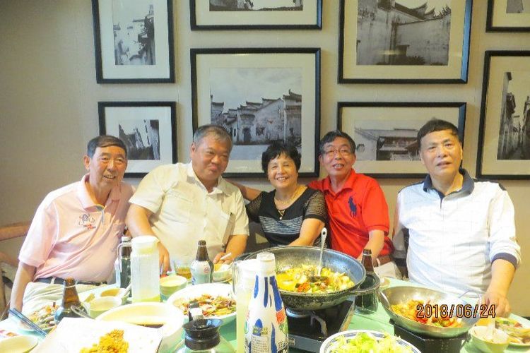 干岔子一，二队老知青久别重逢，共忆黑土情长