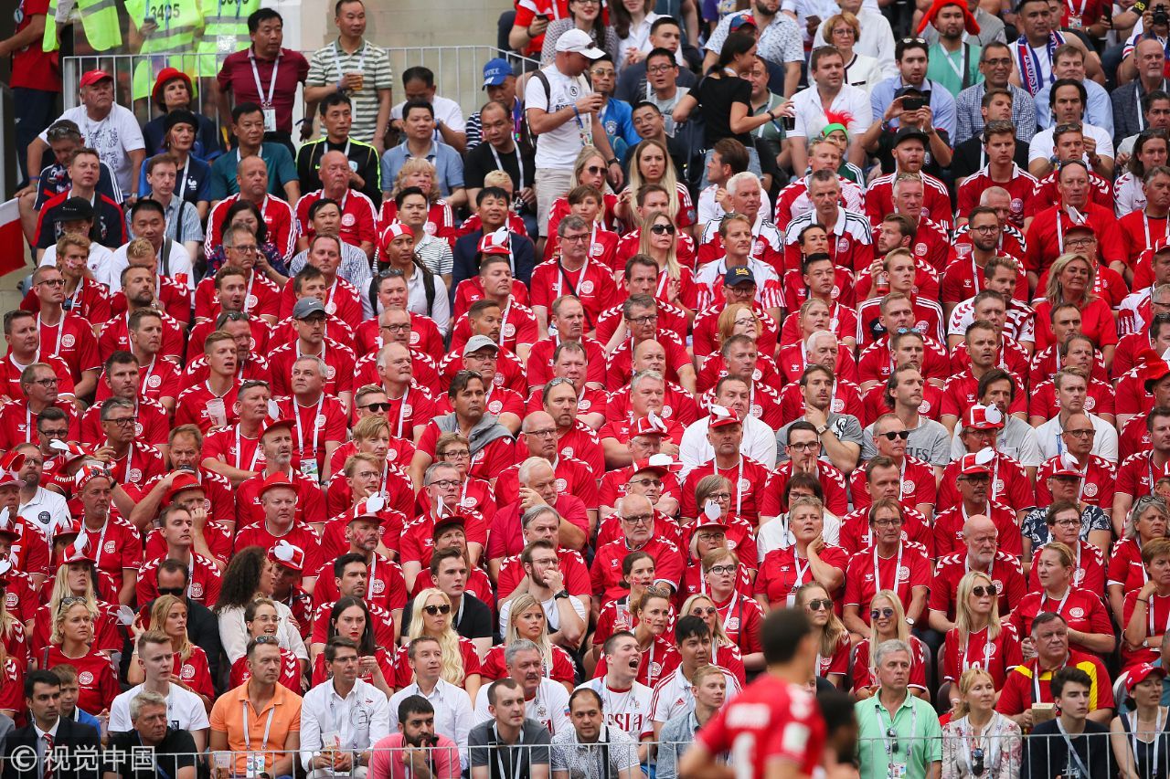 世界杯规则管不了默契球，但你们知道现场观战的球迷要花多少钱吗