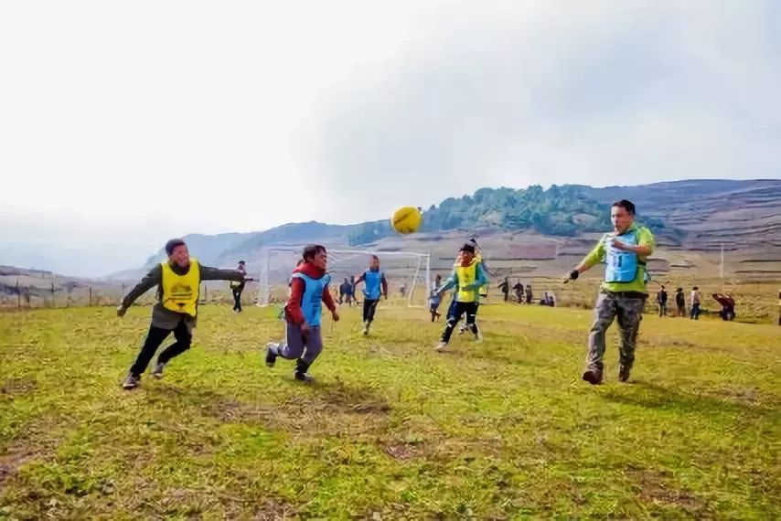 助力山区儿童足球梦,助力乡村儿童足球梦