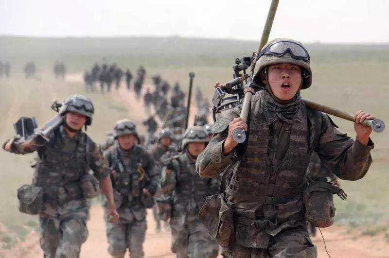 中国特警最新突击步枪,中国特警用的突击步枪